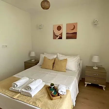 Lemon-ada Butik Hotel 3*